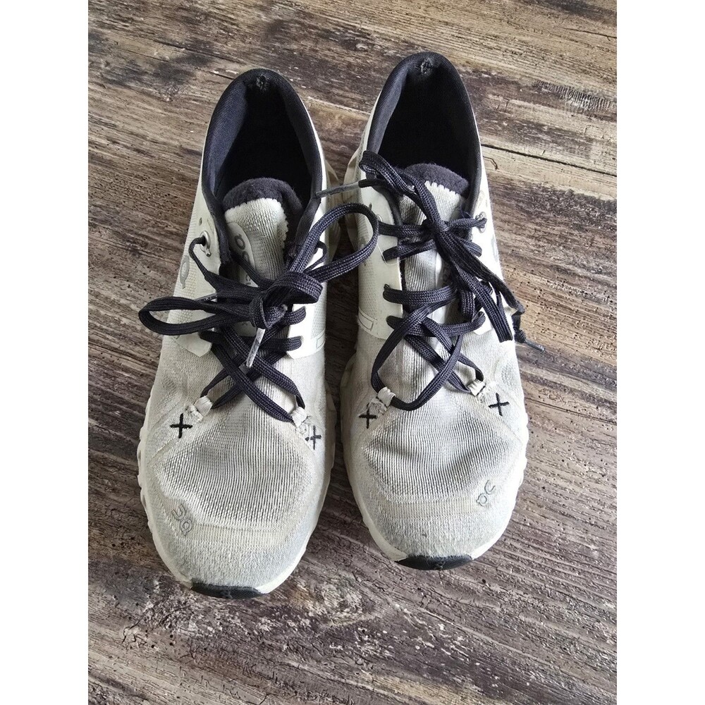 On Shoes Womens 6.5 Cloud X 3 Athletic Running Low Sneakers White Black Mesh